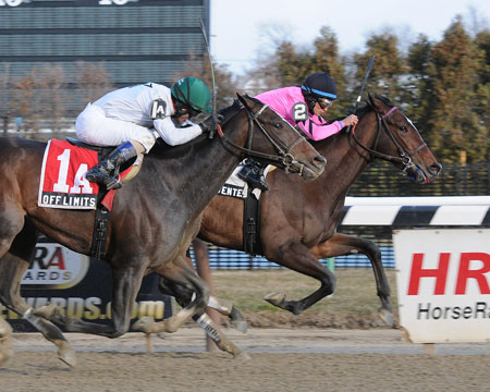 Sweet Seventeen holds off Off Limits to win the Busher Coglianese Photos